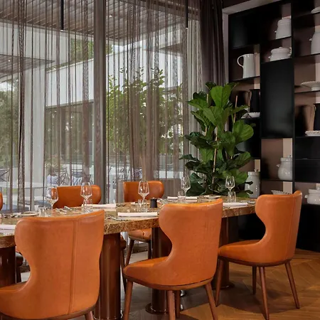 Grand Brioni Pula, A Radisson Collection 5* 普拉