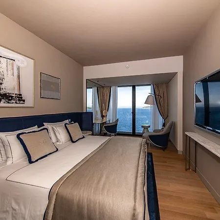 ホテル Grand Brioni Pula, A Radisson Collection 5*