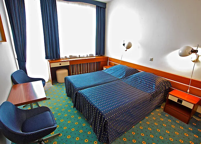 Grand Brioni Pula, A Radisson Collection 5*