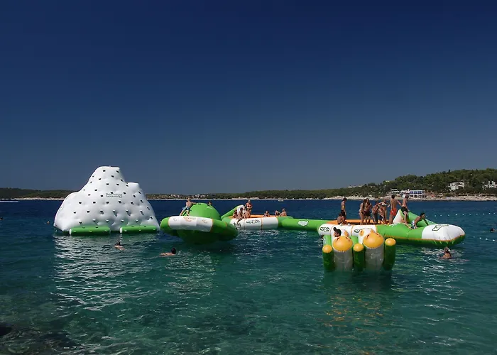 ホテル Grand Brioni Pula, A Radisson Collection 5*